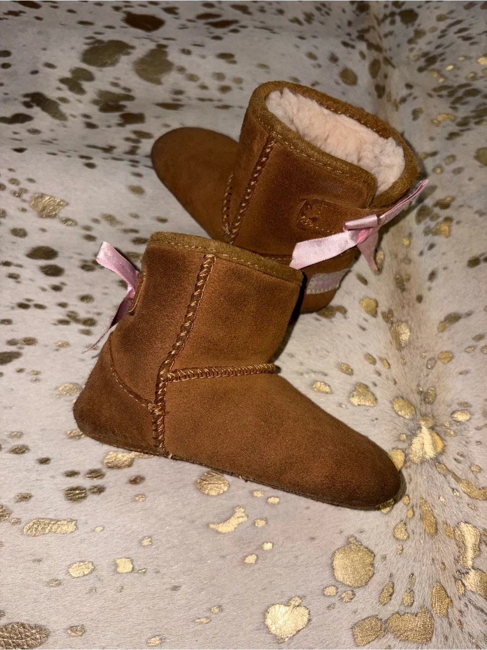 Uggs Kids Cozy Shearling-Lined Brown Booties